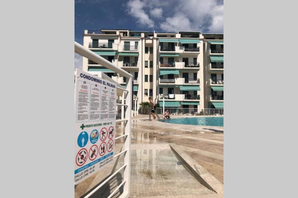 El Palmar Residence Vista-Mare E Vista-Piscina Lido di Jesolo Dış mekan fotoğraf