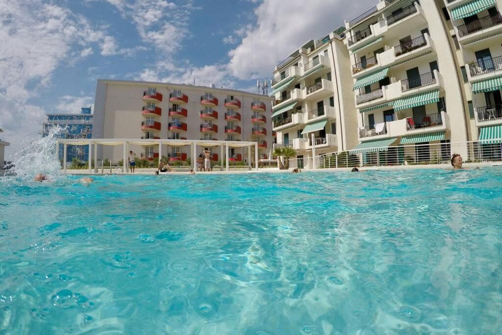 El Palmar Residence Vista-Mare E Vista-Piscina Lido di Jesolo Dış mekan fotoğraf